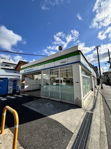 ファミリーマート