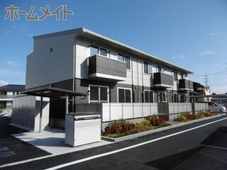 写真:グランソレイユの外観