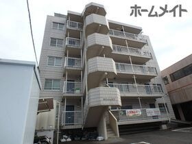 ホワイトメゾンの外観