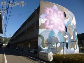 メゾン金山の外観
