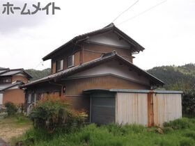山県市貸家の外観
