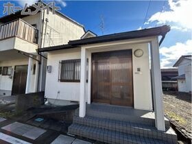 美濃市泉町貸家の外観