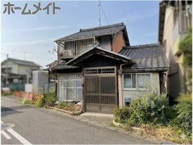 おばあちゃんちハウスの外観