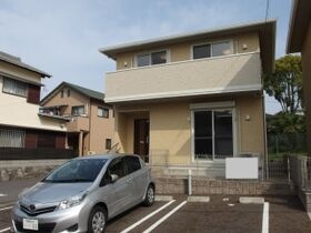 伊賀新町戸建貸家の外観