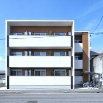 リシェス岡崎駅前の外観