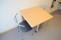 造り付のテーブル