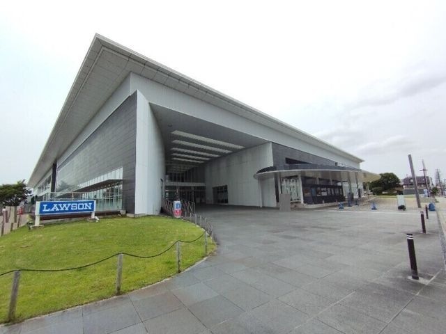 りぶら(岡崎市立中央図書館)