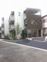 クレイノリフル川崎の外観