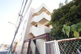 クローバーハイツの外観