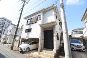渡辺アパートの外観