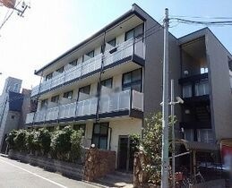 レオパレスアットホームの外観