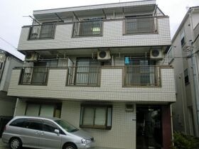 パレス新川崎の外観