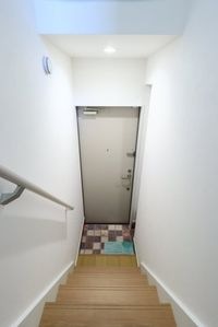 落ち着いた玄関です