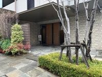 毎日通るエントランスはこのようになっています