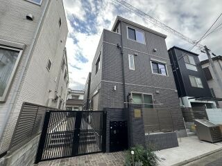 写真:Villa・Symbiose三軒茶屋(ヴィラ・シンビオーズ)の外観
