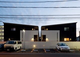 写真:E+2の外観