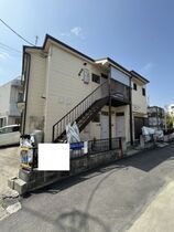 メゾン菅谷の外観