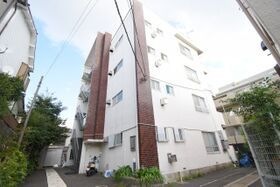 グリーンマンションの外観