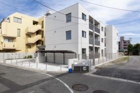 シンセーロの外観