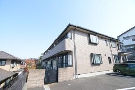 ラフィネ青葉台の外観
