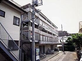 レオパレス上平間ＡＣＴの外観