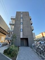 LOC’S KIKUNAの外観