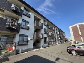 クレストたまプラーザの外観