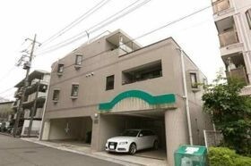 横浜市青葉区新石川3丁目の外観
