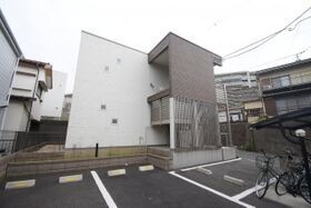 横浜市磯子区中原3丁目の外観