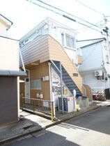 メゾン根岸の外観