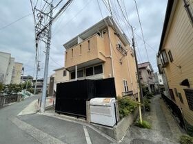 フェリーチェ金沢文庫の外観