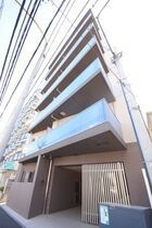 ヨコハマベイダイアモンドストリームの外観