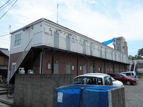 レオパレス多治見の外観