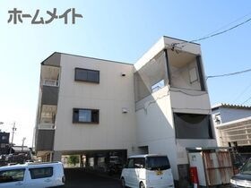 シャンポール森山の外観