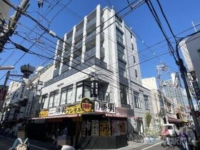 ImpRex3号館の外観