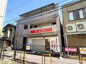 アーバンハイツ城北の外観