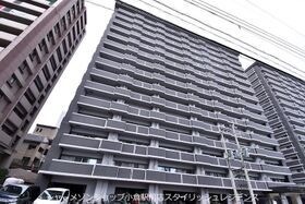 シャトレ大手町S棟の外観