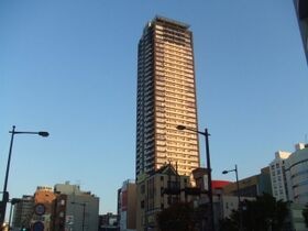 小倉DCタワーの外観