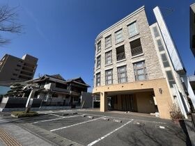 SUN16笠岡駅前ビルの外観
