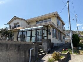 里見貸戸建の外観