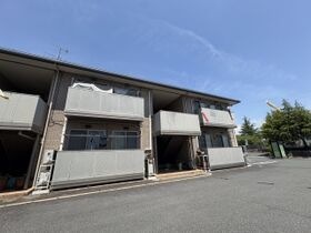 サンビレッジコスモスA棟の外観
