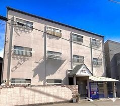 安田マンションの外観