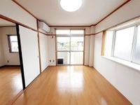 居間