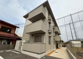 GL Plus HIGASHIYAGURAの外観