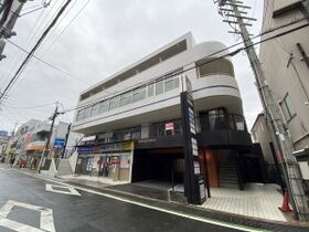 アネックスキューズの外観