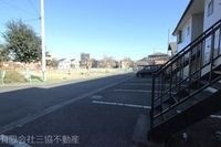 敷地内駐車場1台分付き