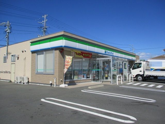 ファミリーマート 吉田住吉西店