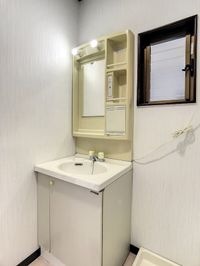 独立洗面台