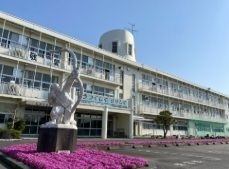 掛川市立東中学校