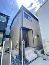 Land　court　豊明前後町の外観